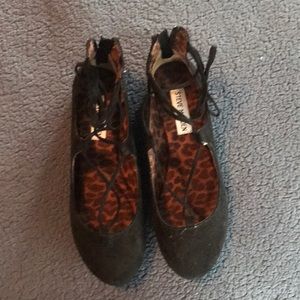 black steve madden flats